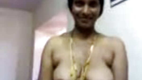 MILF بلوند سینه درشت برنزه، شخص را با یک کار زیبا و لطیف شگفت زده فیلم هندی سکسی می کند